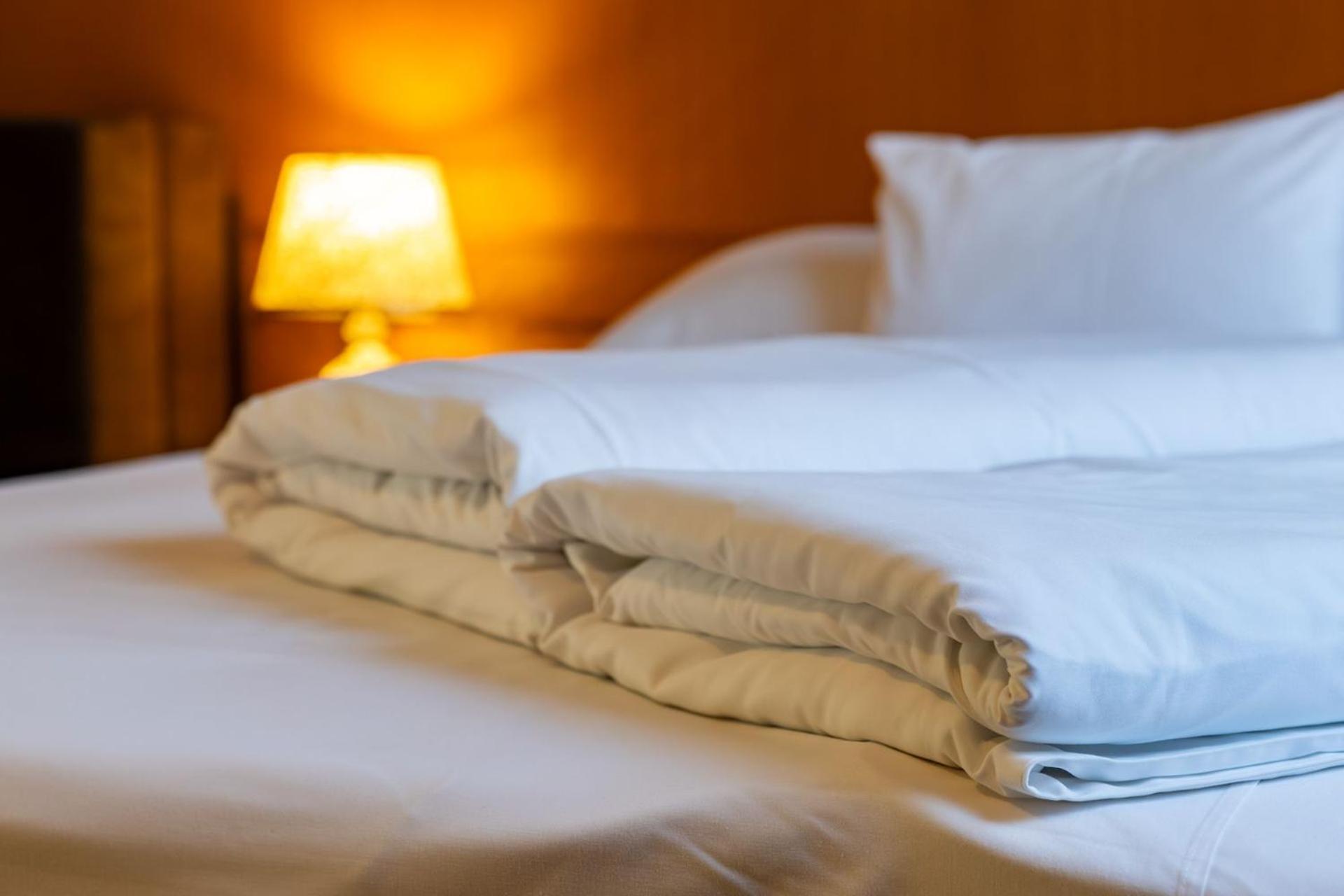 Hotel Barbakan Печ Екстериор снимка